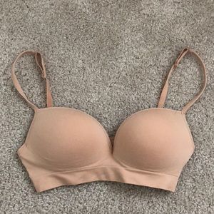Wire-free push-up bra